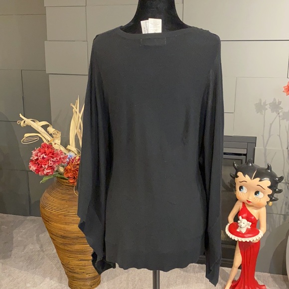 NWOT Michael Kors Open Wing Sleeve Summer Sweater - Picture 3 of 4